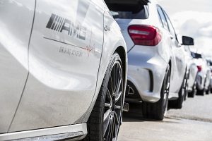 Dunlop se stává oficiálním partnerem AMG Driving Academy