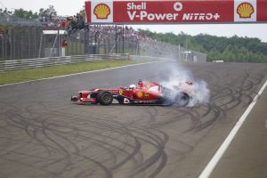 Sebastian Vettel a Shell na Hungaroringu nadchli tisícovky fanoušků během Ferrari Racing Days