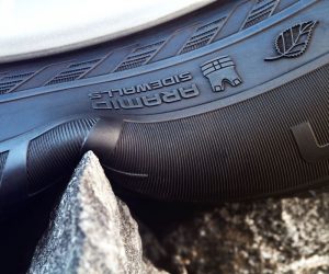 Jak předejít poškození pneumatik