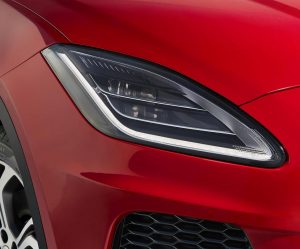 OSRAM se společnostmi Jaguar a Varroc přináší na silnice osvětlení automobilů SMARTRIX
