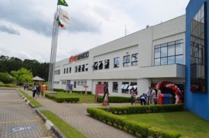 KYB přebírá kompletní vlastnictví nad továrnou KMB v Brazílii