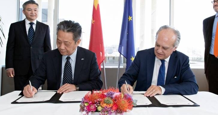 Evropští a čínské automobilky se zavázali k užší spolupráci