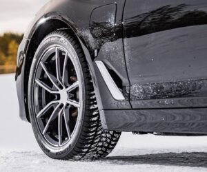 Hankook představuje nové zimní pneumatiky UHP pro osobní automobily a SUV + slaví úspěch v nezávislém testu pneumatik