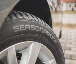 Nové pneumatiky Nokian Seasonproof a Nokian Seasonproof SUV zaručují prvotřídní bezpečnost po celý rok