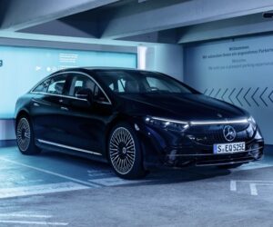Parkovací systém bez řidiče od společností Bosch a Mercedes-Benz získal povolení ke komerčnímu užití