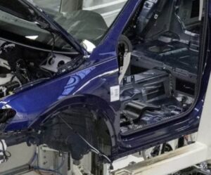 AutoSAP: Navzdory přetrvávajícím obtížím finální výrobci i nadále navyšují výrobu