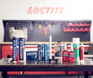 Společnost Henkel uvádí na trh portfolio inovativních řešení pro opravy v oblasti e-mobility